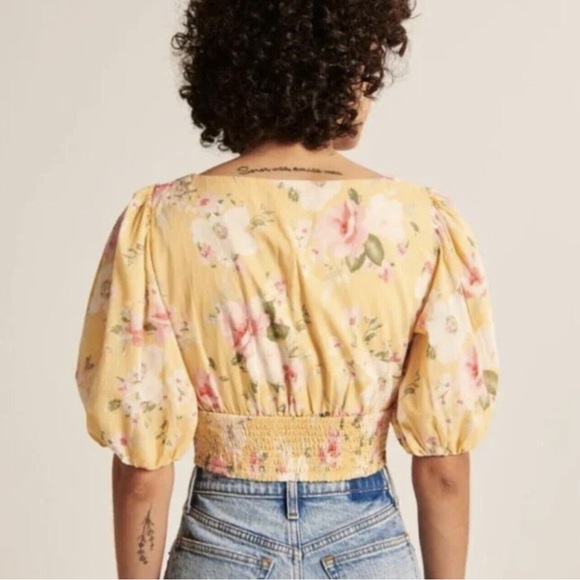 Aberocrombie Cropped Tie-Front Puff Sleeve Floral Top - Picture 7 of 7